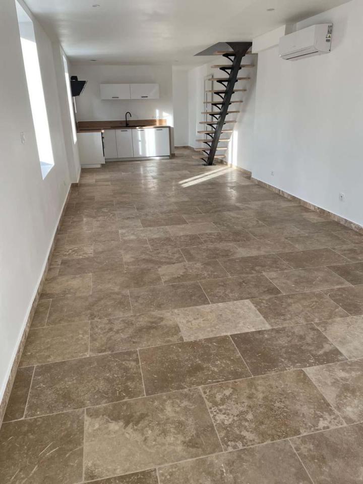 Une équipe toujours prête à répondre à vos besoins en plomberie et chauffage.